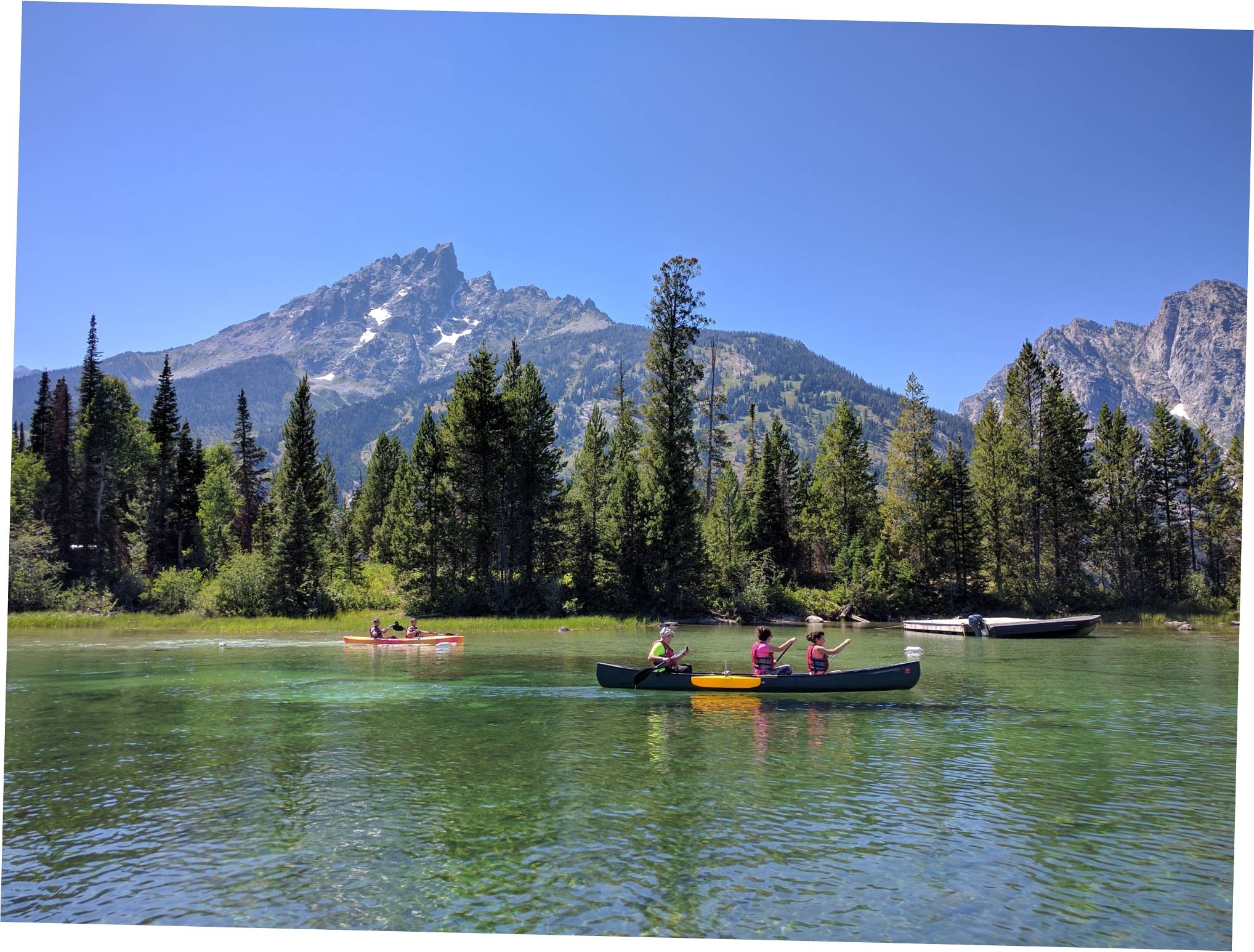 Image: People canoeing at the Jenny Lake