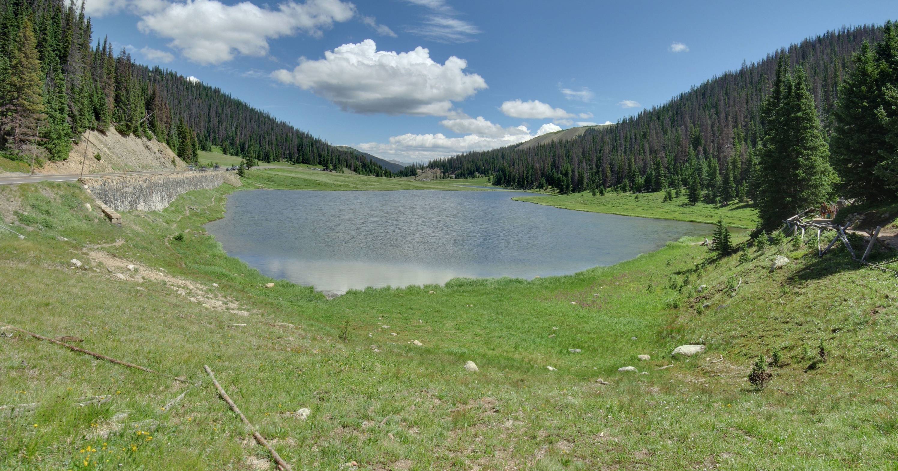 Image: The Poudre Lake as seen from the Ute Trailhead
