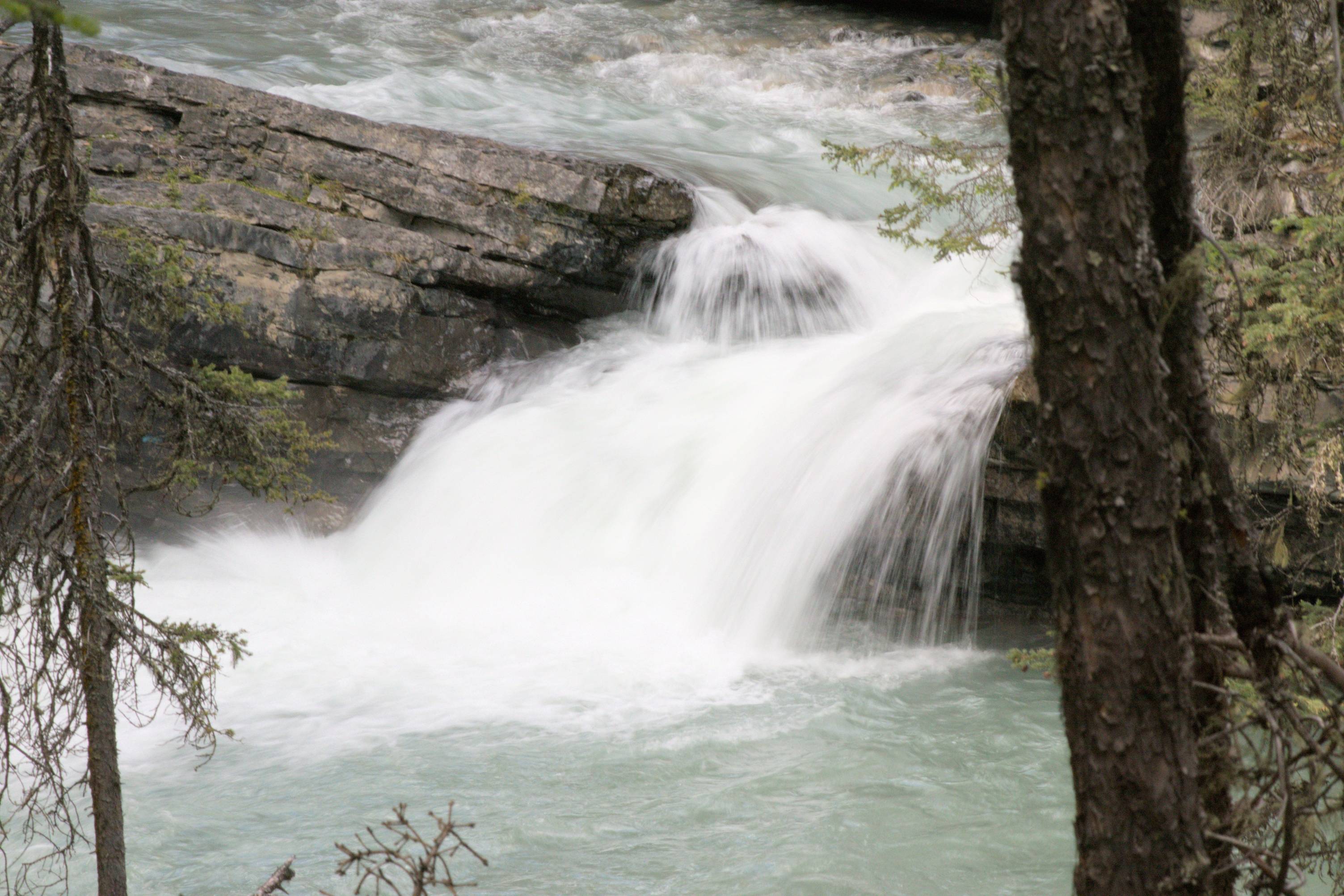 Johnston Canyon, Lower Falls
